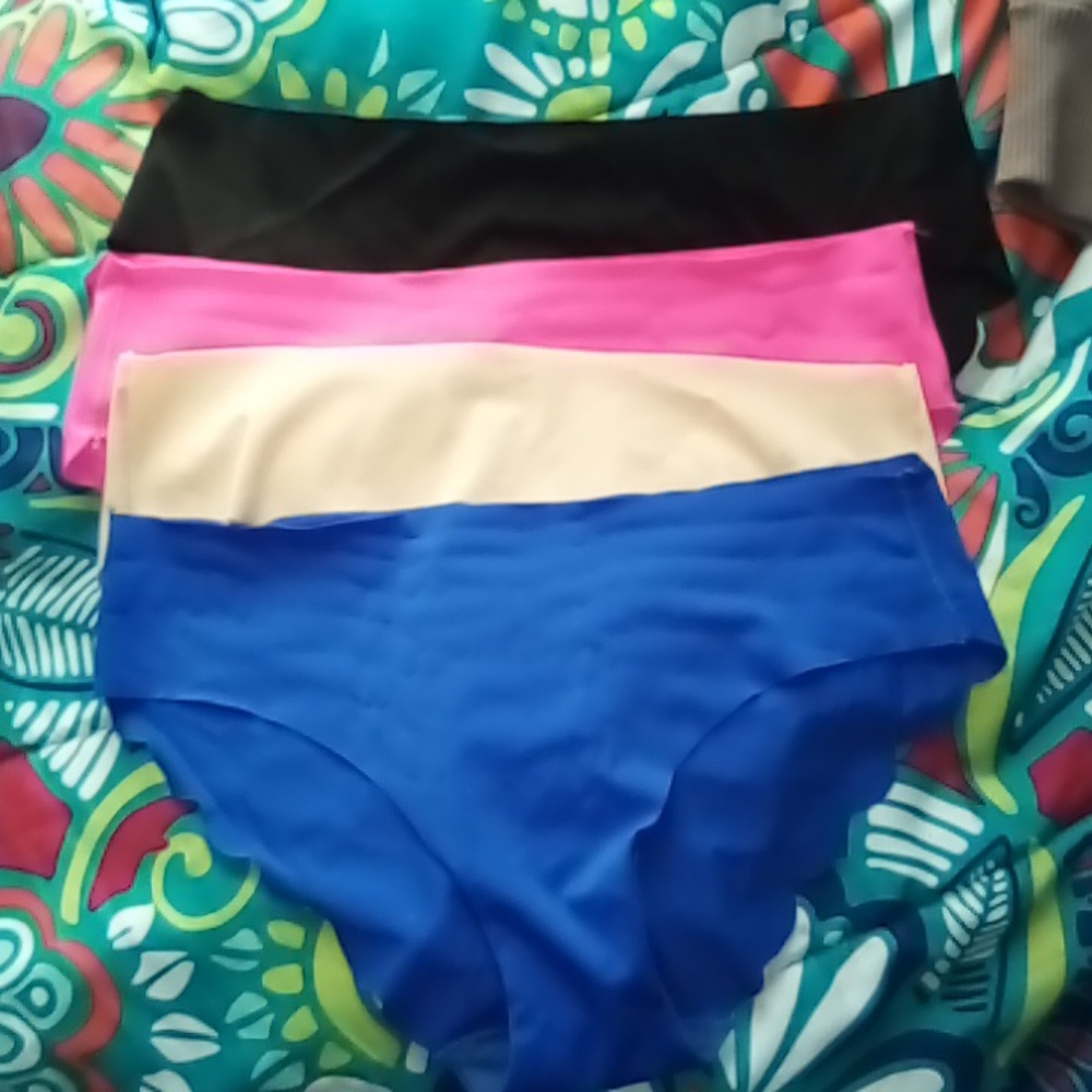 4 pack of women's underwear, came from Temu, meduim